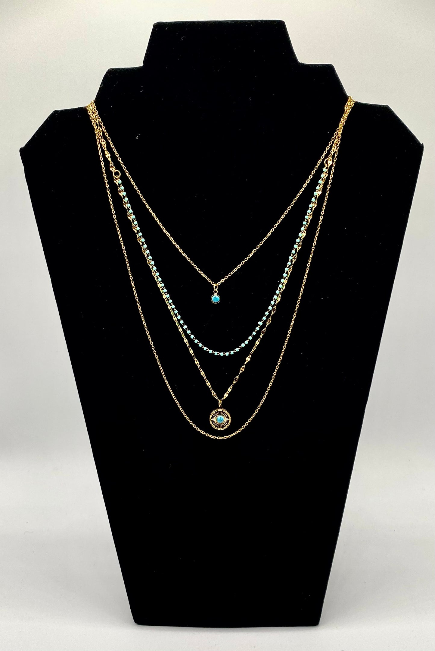 Adjustable 4-layers golden stainless steel necklace with turquoise beads