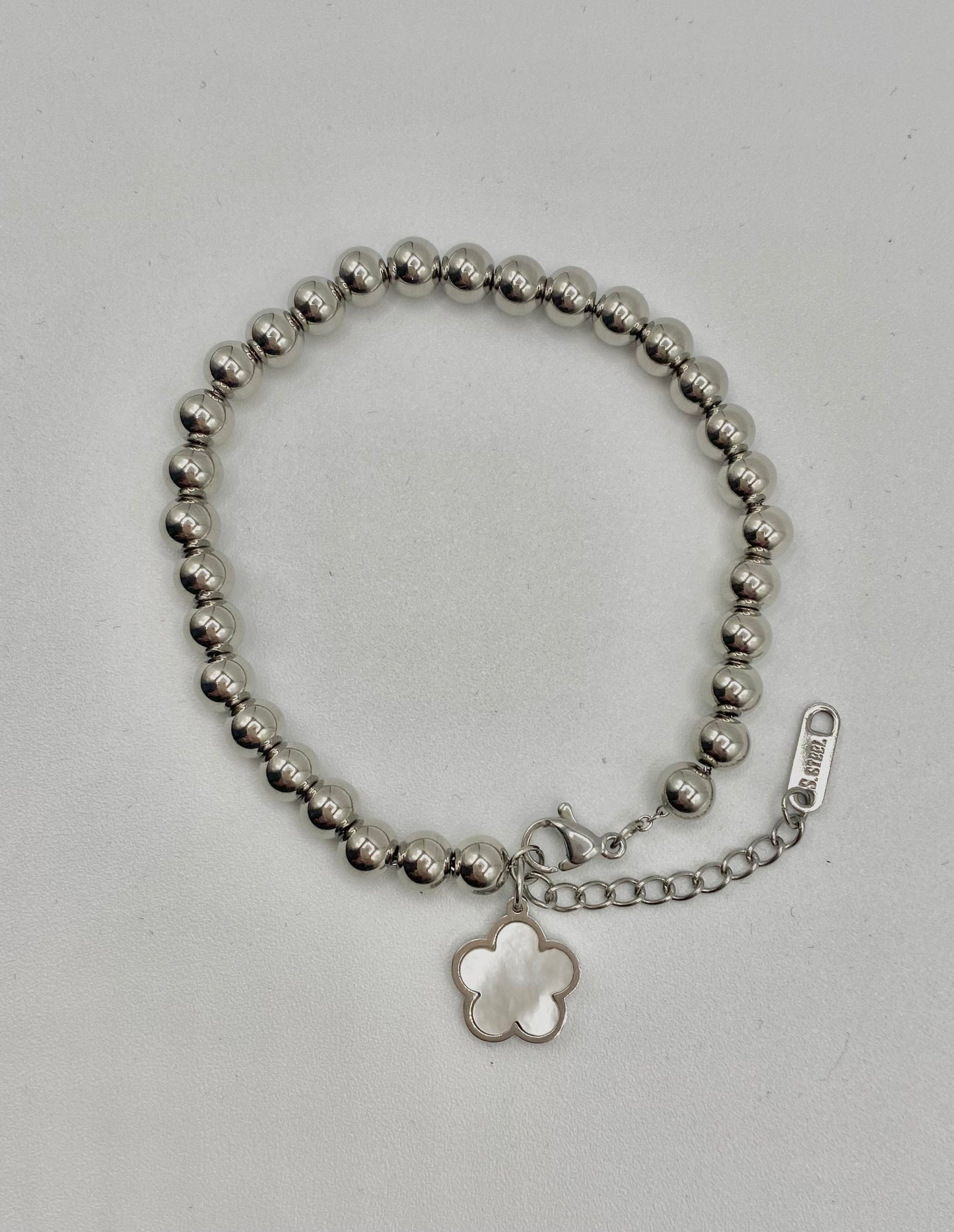 Adjustable stainless steel 6mm beads bracelet with clover charm