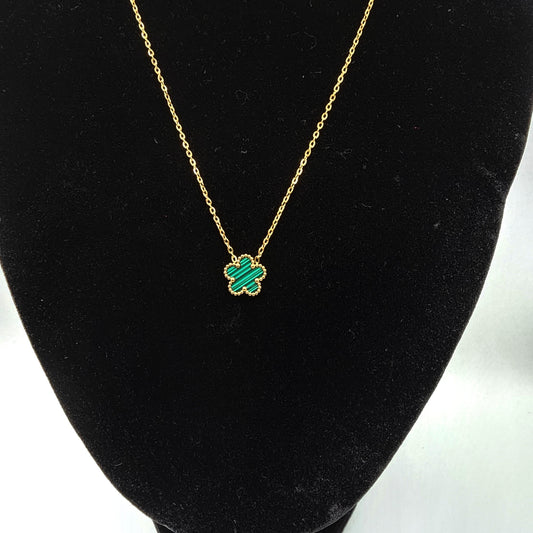 Adjustable  14K gold plated stainless steel green clover flower pendant necklace