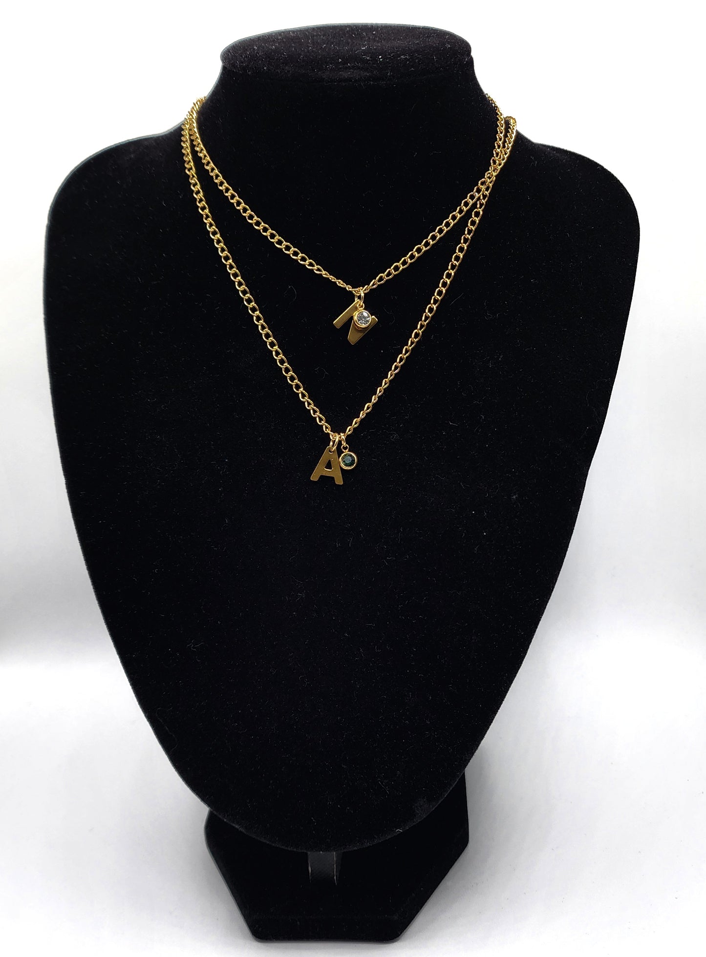 Adjustable and customizable golden stainless steel necklace with initial and zircon