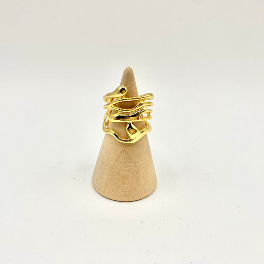 Adjustable golden stainless steel twist finger wrap ring