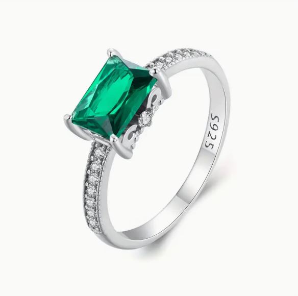 Elegant 925 Sterling Silver Ring With Faux Emerald Crystal And Cubic Zirconia.