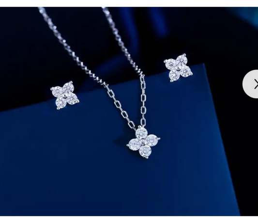 Beautiful And Dainty Cubic Zirconia Clover Pendant Set of Necklace And Earrings